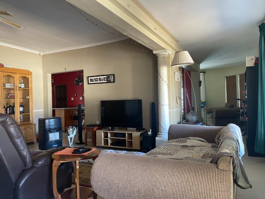 4 Bedroom Property for Sale in Westdene Free State